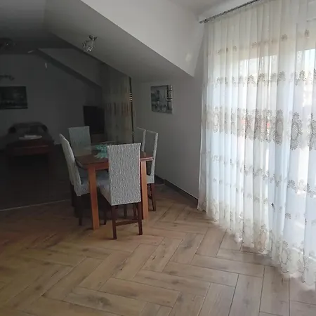 M Batajnica Apartment